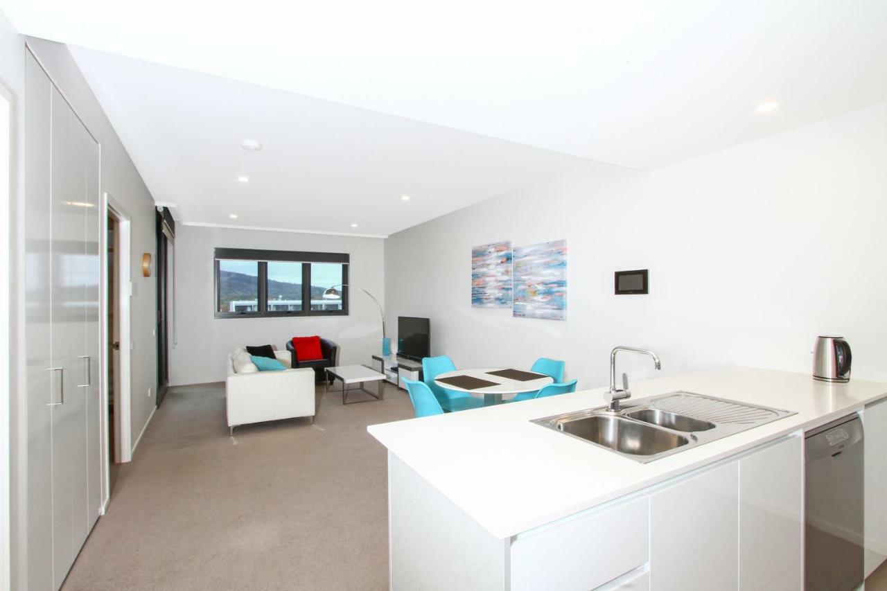 Iq Smart Apartments 704 Braddon Act Canberra Exterior photo